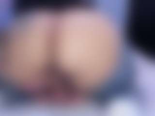 MelanyShayk's Live Sex Cam Show