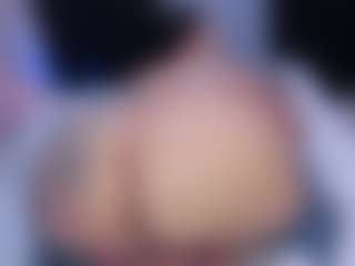 MelanyShayk's Live Sex Cam Show