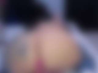 MelanyShayk's Live Sex Cam Show