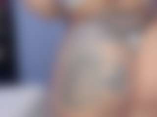 MelanyShayk's Live Sex Cam Show