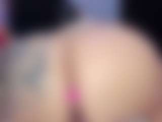 MelanyShayk's Live Sex Cam Show