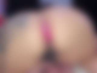 MelanyShayk's Live Sex Cam Show