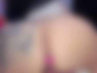 Live cam show with MelanyShayk - Squirt Latina on liverealitysex.com | colombia