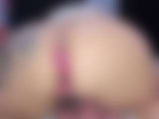 MelanyShayk's Live Sex Cam Show