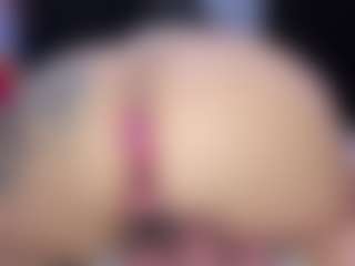 MelanyShayk's Live Sex Cam Show