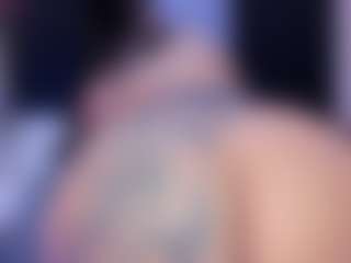 MelanyShayk's Live Sex Cam Show