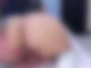 MelanyShayk's Live Sex Cam Show