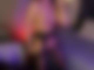 Live cam show with MilenaMellow - Teasing on Camming Site
