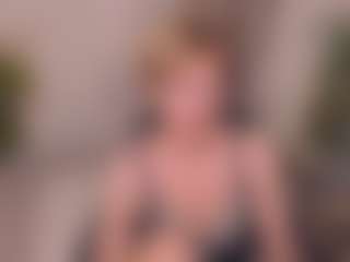 Live cam show with ParisCherry - Average on Camming Site
