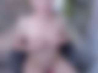 ParisCherry's Live Sex Cam Show