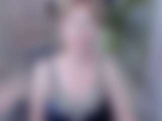ParisCherry MILF webcam performer live streaming