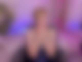 ParisCherry MILF webcam performer live streaming
