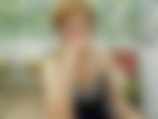 ParisCherry MILF webcam performer live streaming