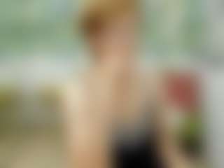 ParisCherry MILF webcam performer live streaming