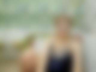 Live-Cam-Show mit ParisCherry - Small Tits Mature auf Camsoda