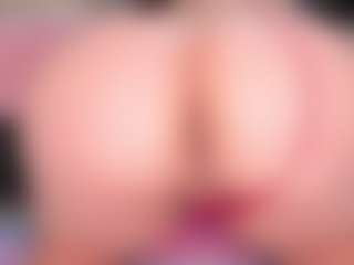 Live cam show with Rachel-milfy - Bedroom on Cam Slut