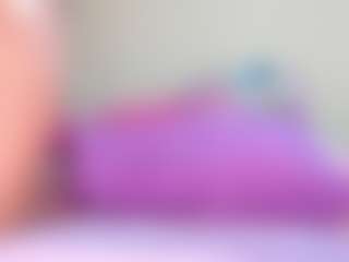 Live cam show with Rachel-milfy - Handjob on CamClone