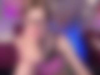RubyTwinkle's Live Sex Cam Show
