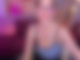 Live cam show with RubyTwinkle - Blue Eyes on wildcum.com