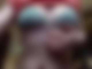 Live cam show with Gretta-mrr - Hairy on Fit Hotties