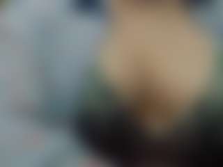 Live cam show with Gretta-mrr - Bedroom on xxxlivecams.org