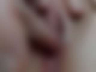 Live cam show with Gretta-mrr - Blonde Hair on Soda Cam