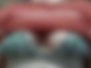Live cam show with Gretta-mrr - BBW on TeamSkeetLive