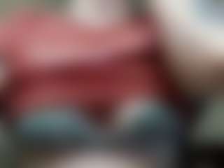 Live cam show with Gretta-mrr - Curvy on Soda Cam