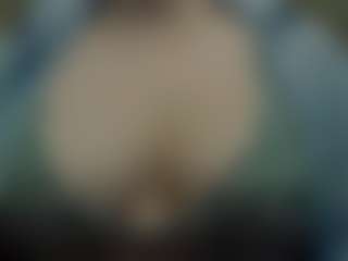 Live cam show with Gretta-mrr - Public Curvy on hotwifechat.live