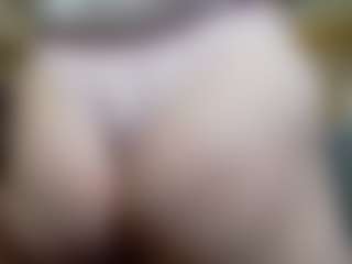 Live cam show with Gretta-mrr - Cosplay Granny on 1on1-livenow