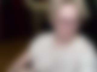 Live cam show with Gretta-mrr - Public BBW on TeamSkeetLive