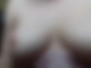 Live cam show with Gretta-mrr - Solo on dasdasdadada.com