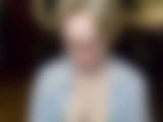 Live cam show with Gretta-mrr - Hairy on instabang