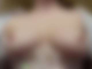 Live cam show with Gretta-mrr - Hairy on Camsoda