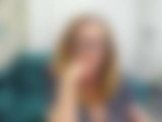 Live cam show with LeaPure - Shaved on Spunkpage