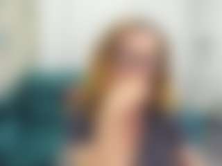 Live cam show with LeaPure - Blondie on Spunkpage