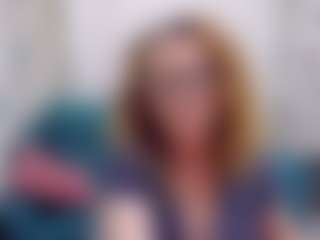Live cam show with LeaPure - Glasses on Camming Site