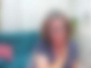 Live cam show with LeaPure - Smoke on Lustler