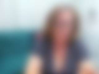 Live cam show with LeaPure - Blondie on madthumbs