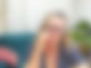 Live cam show with LeaPure - Moaning on Camsoda