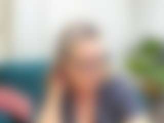 Live cam show with LeaPure - Blondie on mypornchat.com