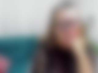 Live cam show with LeaPure - Blondie on Camsoda