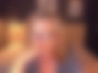 Live cam show with LeaPure - Upskirt on Soda Cam
