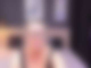 Live cam show with LeaPure - Shaved on Livezox