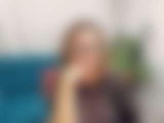 Live cam show with LeaPure - Body Massage on madthumbs