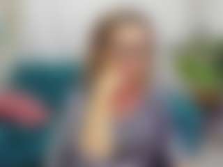 Live cam show with LeaPure - Green Eyes on Camsoda