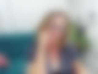 Live cam show with LeaPure - Thong on Hubzter Live