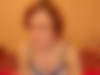 Live cam show with MarilynDream - Hairy on StripNow