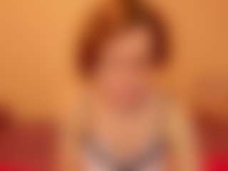 Live cam show with MarilynDream - Petite MILF on Camsoda