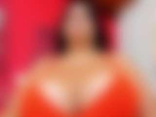 Live cam show with BustySarah - Tittyfuck on Camsoda
